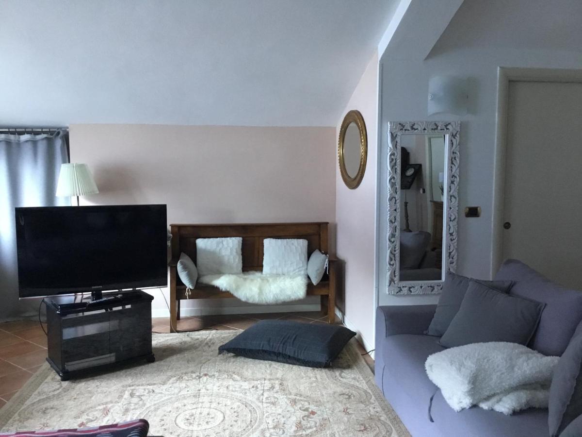 Appartamento Ottoz Аоста Екстер'єр фото